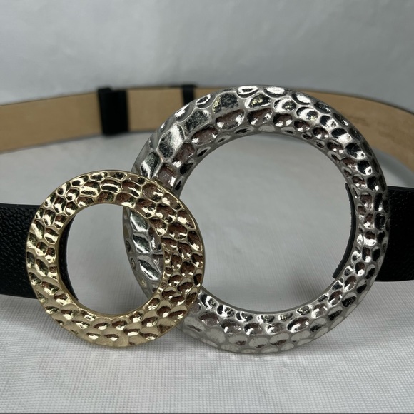 Chico’s Adjustable Black Leather Belt Circle Buckle - Picture 2 of 11